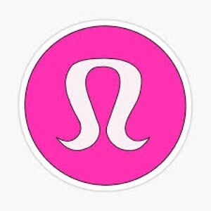 Unlisted LULULEMON items during live shows